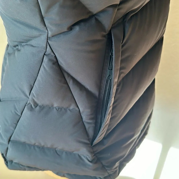 Spyder sz S Syrround Vest Black 700 down filled zip pockets NWOT zip front - Picture 5 of 9